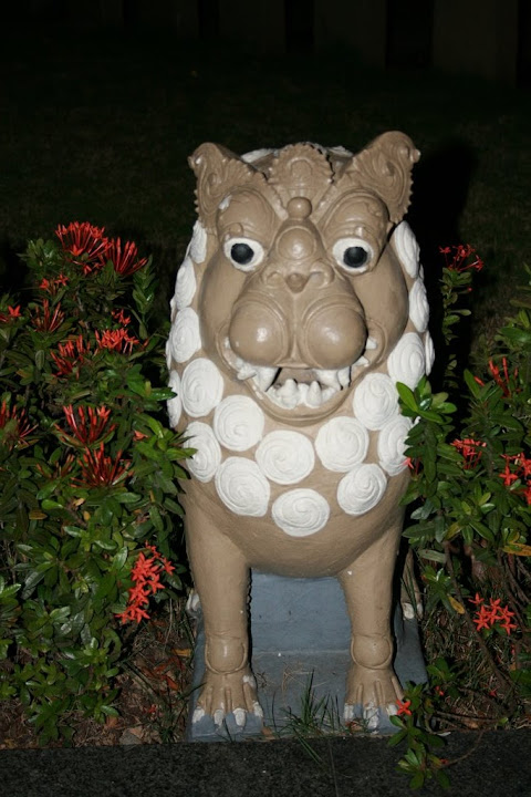 Temple Sri srinivasa Perumal : Lion à l'extérieur