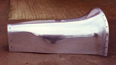 A special narrow Austin Healey 3000 polished gearbox cover