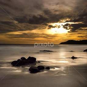 Even the most beautiful days eventually have their sunsets. | Pantai Pecaron, Kebumen by Wiwid Widya Apriyadi - Landscapes Beaches