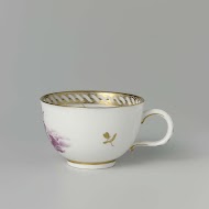 Kop met putti op wolken