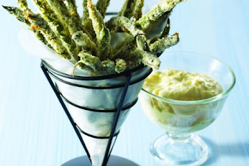 Green-Bean and Asparagus Fries with Dipping Sauce
