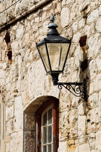 lamp-Naval-Dockyard-Bermuda - An old lamp in the Naval Dockyard, Bermuda.