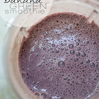 Blueberry Banana Green Smoothie