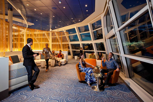 During the evening, Celebrity Solstice's Sky Observation Lounge becomes the ideal spot to kick back and enjoy drinks in the company of friends.