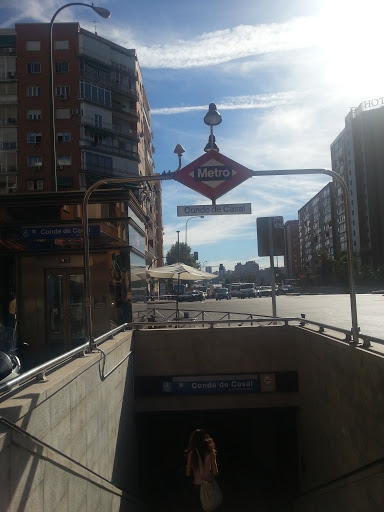 Metro Conde De Casal