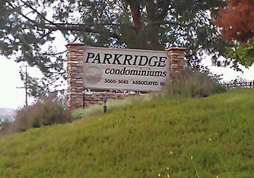 Parkridge Condominium Pillars