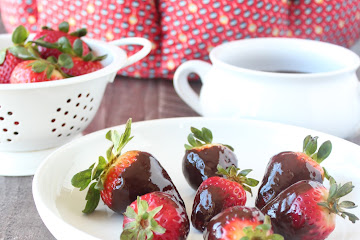 Slow Cooked Chocolate Dip