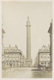 Colonne Vendôme op de Place Vendôme in Parijs