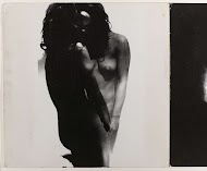 Naakte vrouwen of twee opnamen over elkaar van dezelfde vrouw