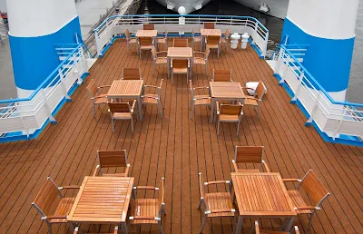 Guests can dine on deck during their cruise on Russia's waterways during their Scenic Tsar sailing. 