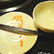 馬辣頂級麻辣鴛鴦火鍋
