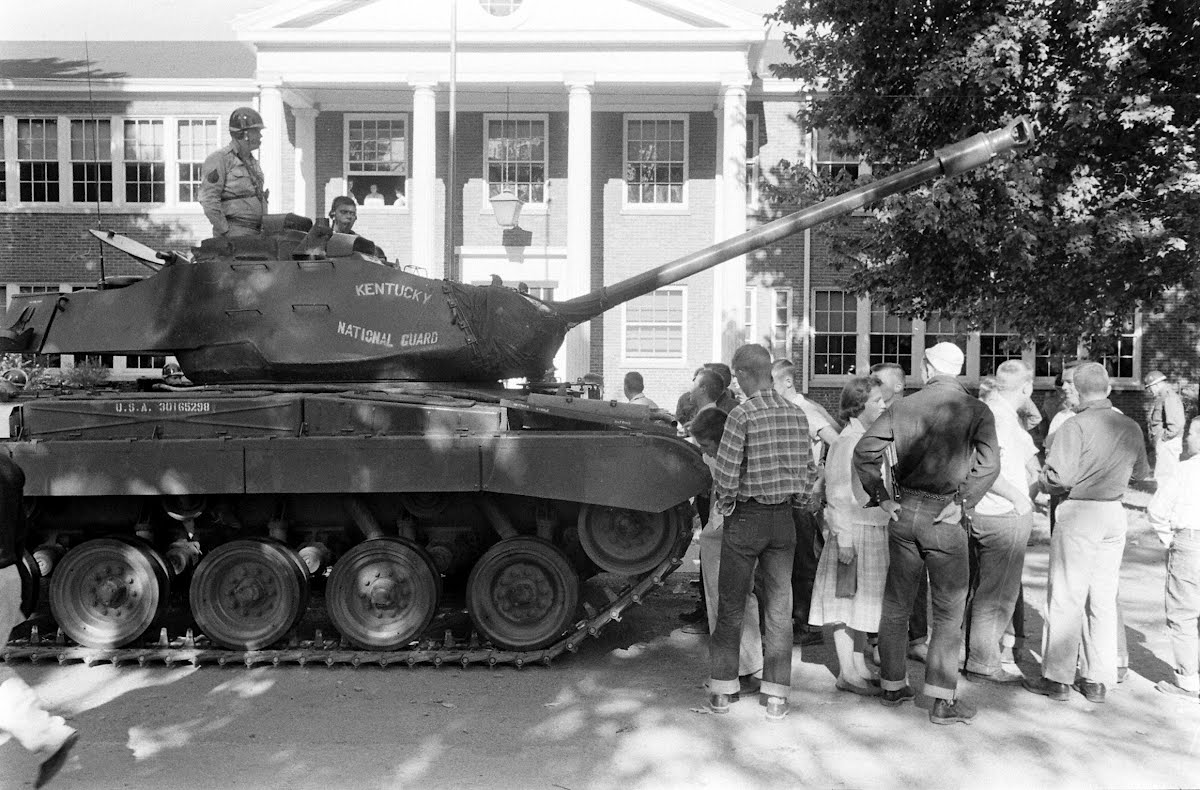 Sturgis, Kentucky School Situation For Integration Lead Howard