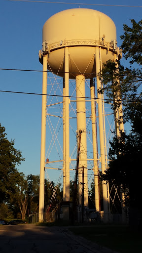 13th Street Water Tower