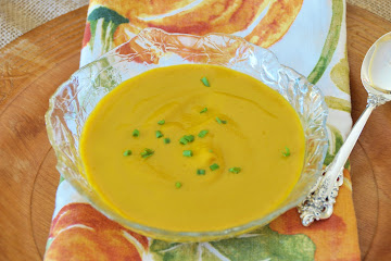 Vegan Carrot & Ginger Soup