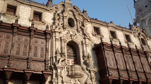 Palacio Arzobispal De Lima