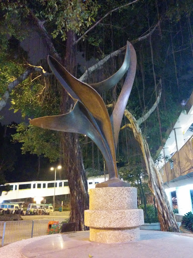 Sculpture Flight Bronze
