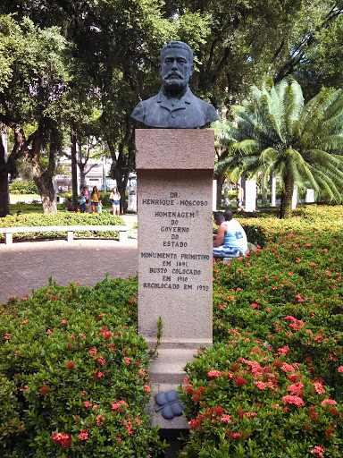 Busto Henrique Moscoso