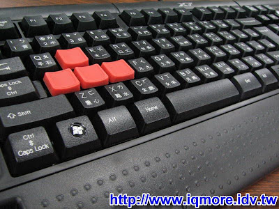 雙飛燕(A4tech) X7 電競薄膜鍵盤G-700 評測 - 老貓測3C
