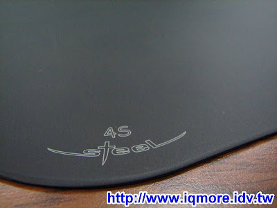 SteelSeries 4S 鋁製鼠墊介紹 - 老貓測3C