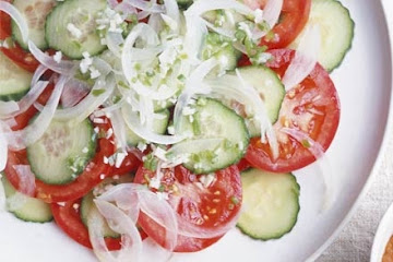Tomato & onion salad