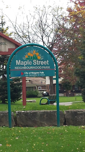 Maple Street Park 