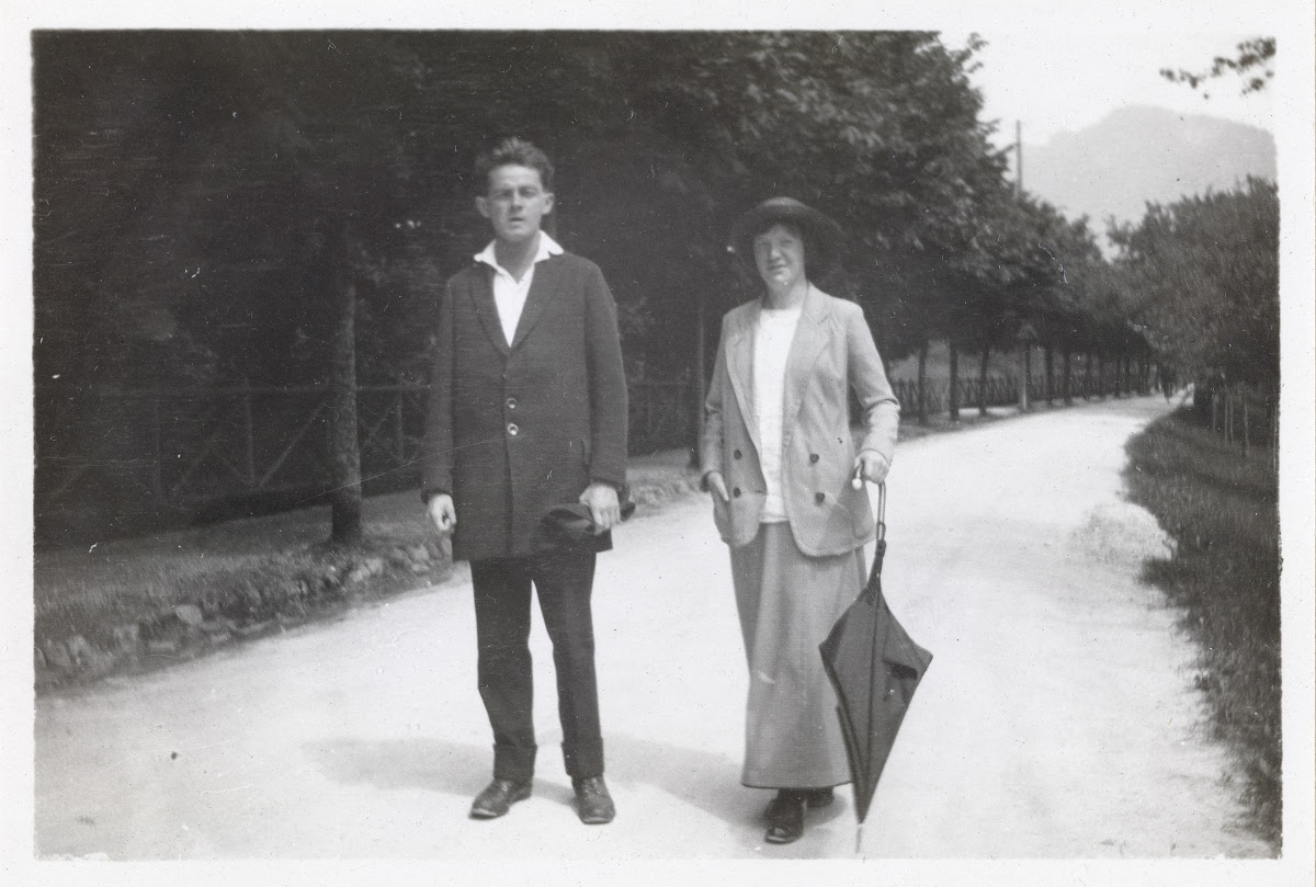 Egon Schiele and Wally Neuzil — Google Arts & Culture