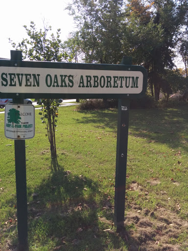 Seven Oaks Arboretum