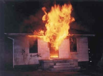 [burning[6].jpg]