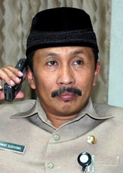 [achmad sudiono[5].jpg]