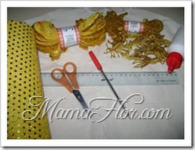 Greca dorada, fomys y herramientas para vestido