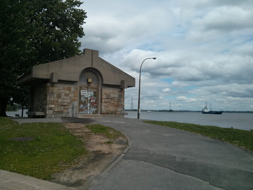 Parc Du Fort-De-Pointe-Aux-Trembles