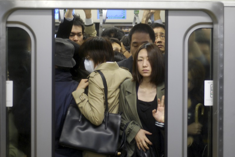 20080414_0390_crowded.jpg