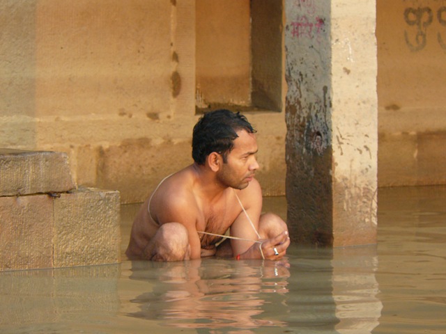 [varanasi0824.jpg]
