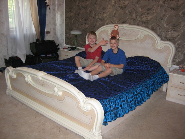[kharkovapartment0143.jpg]
