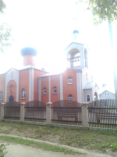 Шимск. Церковь
