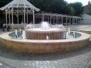 Fuente De La Plaza del Ayuntamiento Benetusser