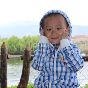 by Octo Winarto - Babies & Children Child Portraits