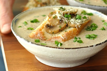 Creamy Mushroom Brie Soup