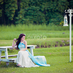 Aisa by Willi Yeo - People Fashion