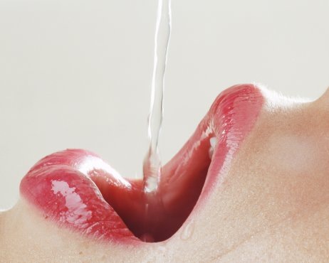 [200359406-002[2].jpg]