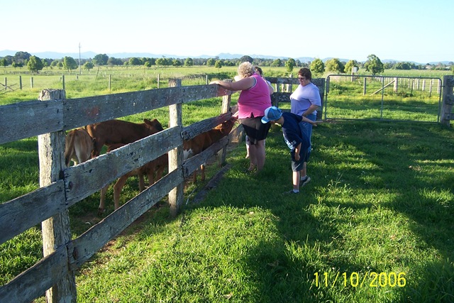 [atRuthFarm[2].jpg]