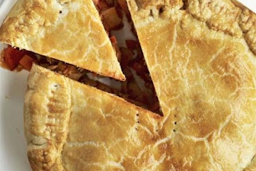 Tuna empanada pie