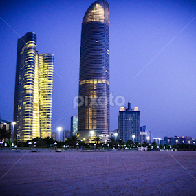 Beachside by The Bandwagon Chic - Novices Only Landscapes