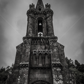 mystical chapel by Rui Medeiros - Buildings & Architecture Public & Historical