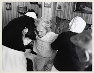 Bejaardenhulp door de Zusters van Moeder Teresa