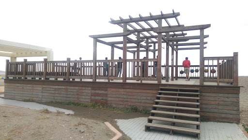 觀音濱海遊憩區木造涼亭