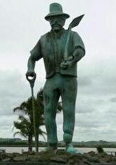 Gum Digger Statue