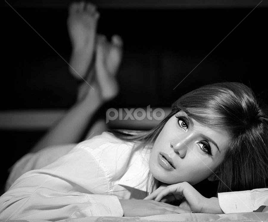 by Alwan Tafsiri - Black & White Portraits & People