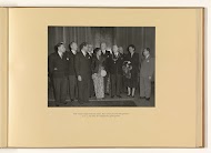 Ook 's-Gravenhage bleef niet achter. Hier ontving de wnd. Burgemeester Ir L.J.M. Feber de Indonesische gedelegeerden