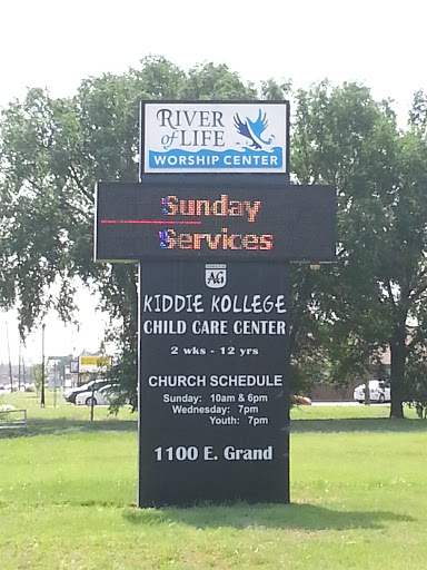Haysville River of Life Worship Center 